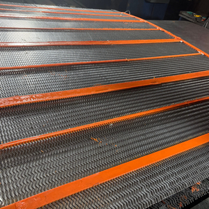 Wavy Hole-Self-cleaning Screen